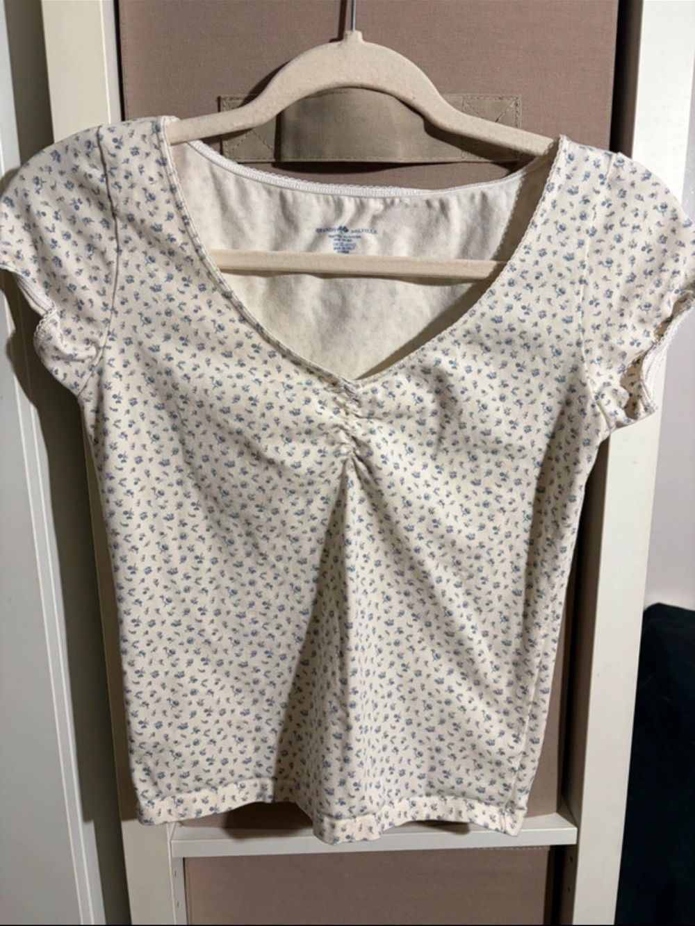 Brandy Melville Floral Cap-Sleeve V-Neck Top